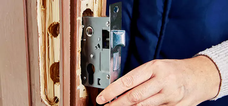 Garage Door Lock Replacement Bethany